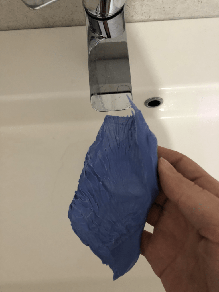 Armatur mit Reinigungsknete